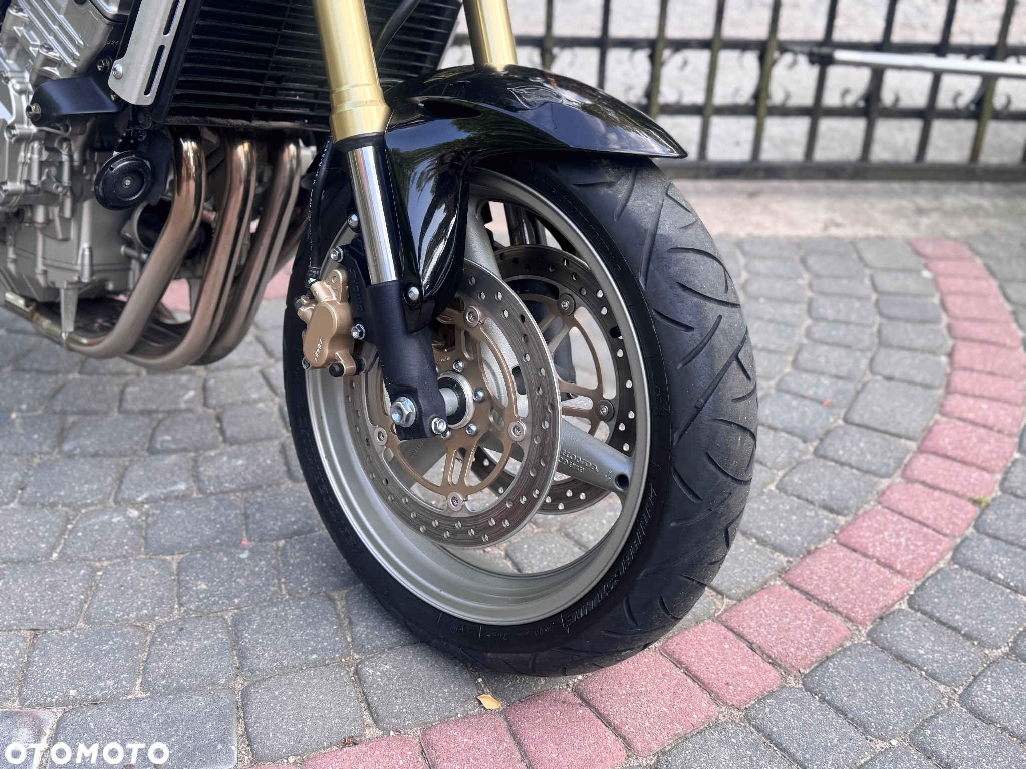 Honda CB - 22