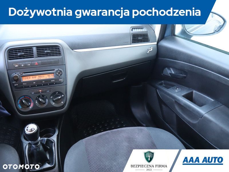 Fiat Grande Punto - 9