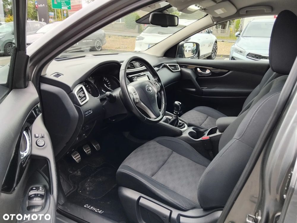 Nissan Qashqai 1.2 DIG-T N-Tec EU6 - 18