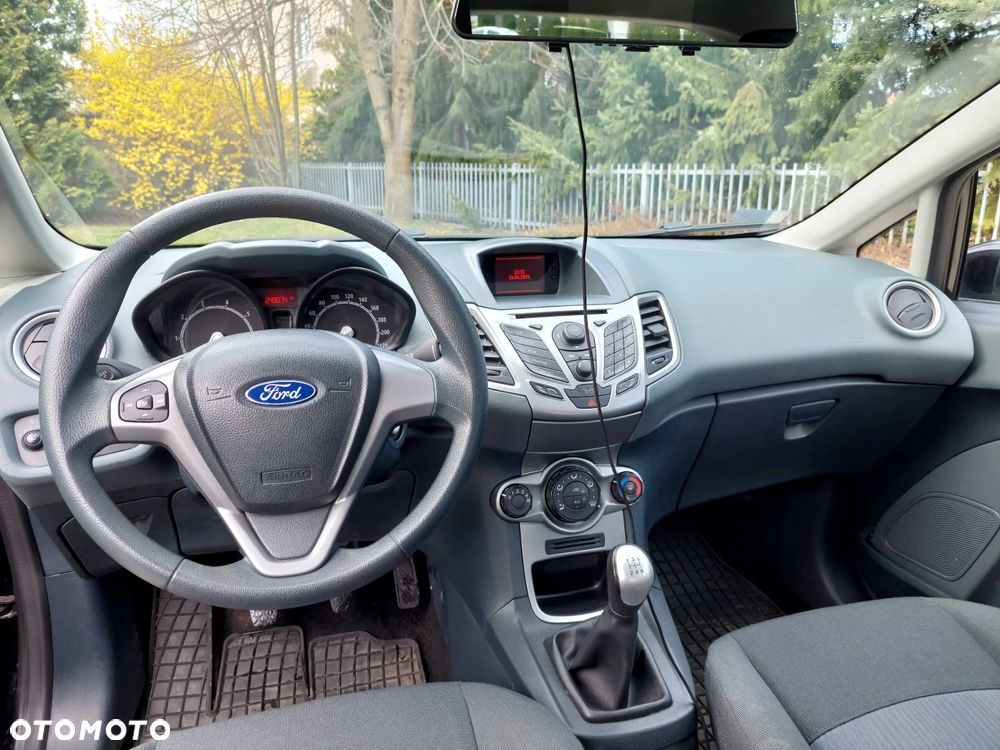 Ford Fiesta 1.25 Viva - 21