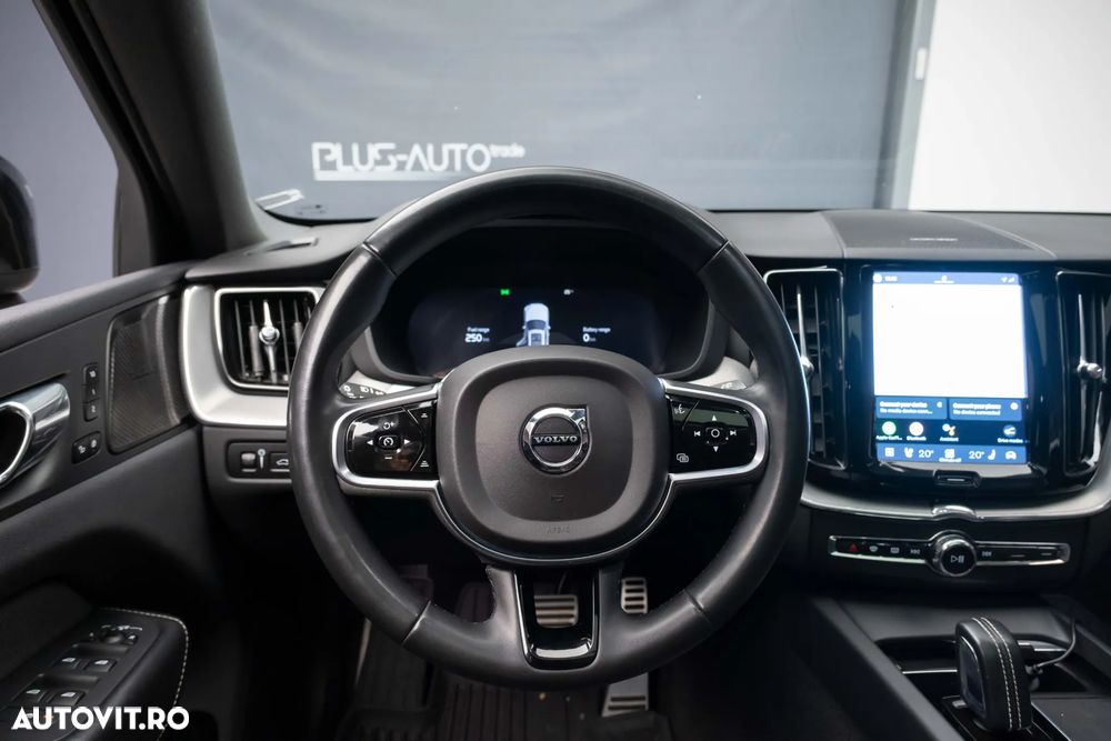 Volvo XC 60 Recharge T8 Twin Engine eAWD Polestar Engineered - 33