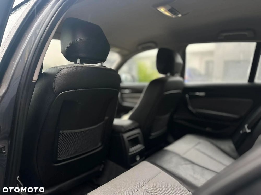 BMW Seria 1 116d - 13