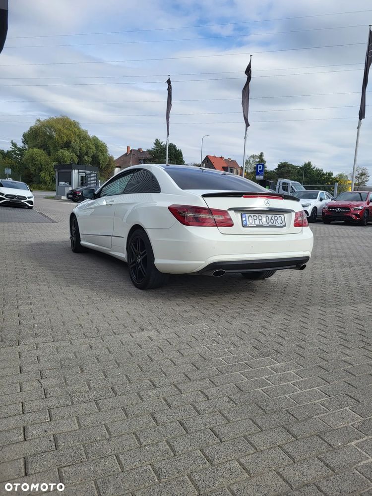 Mercedes-Benz Klasa E 350 CGI BlueEffICIENCY - 5