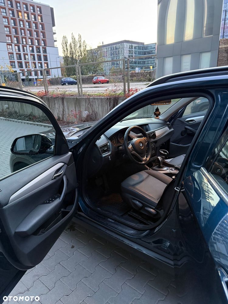 BMW X1 xDrive28i - 8
