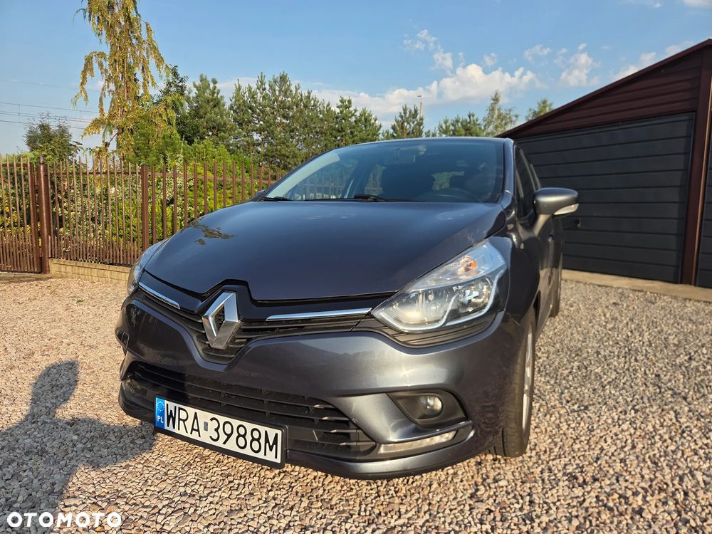 Renault Clio - 10