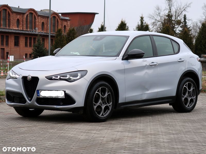 Alfa Romeo Stelvio 2.0 Turbo Sprint Q4 - 3