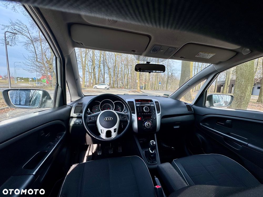 Kia Venga 1.4 CRDi 90 Business Line - 11