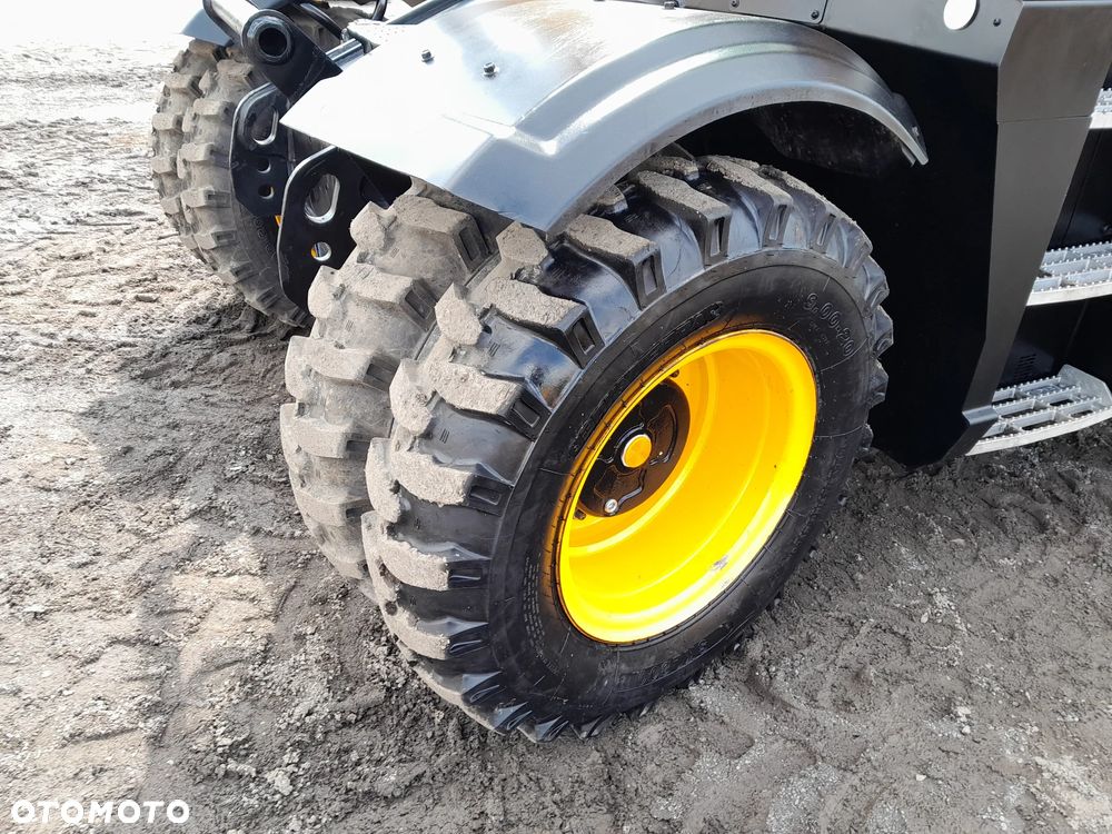 JCB HYDRADIG 110W - 21