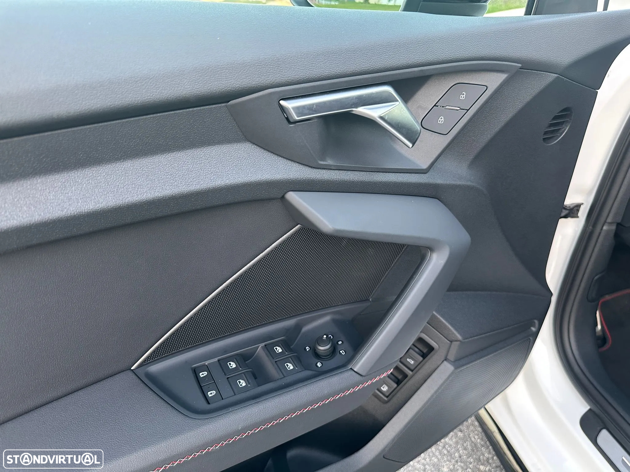 Audi A3 Sportback 45 TFSIe S line - 33