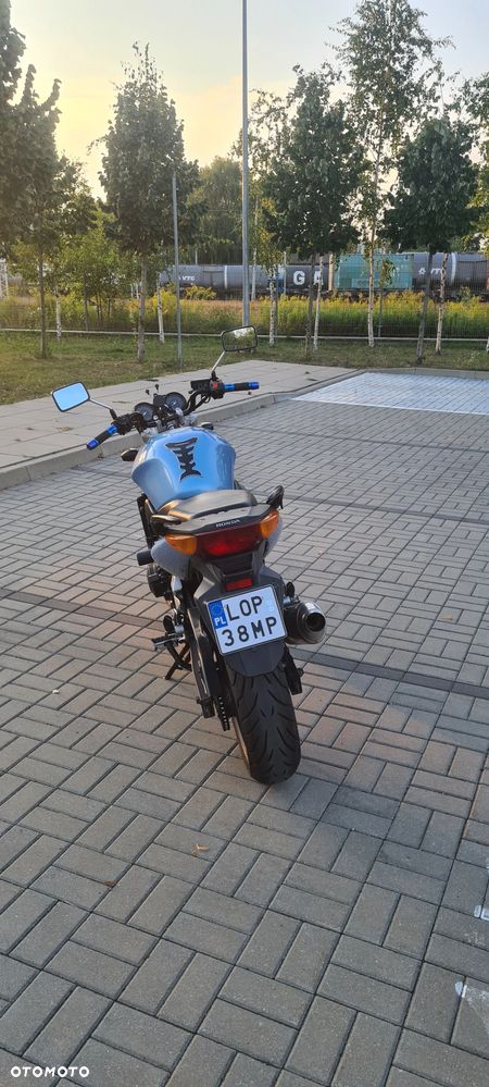 Honda CBF - 2