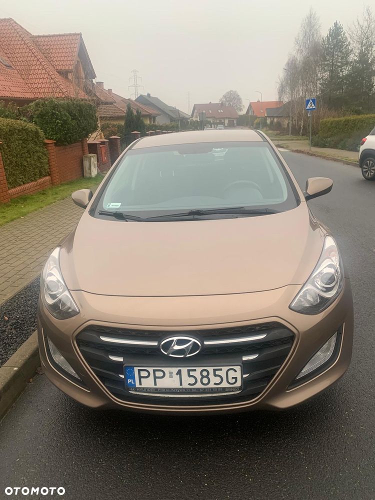 Hyundai i30 1.6 Classic + - 1