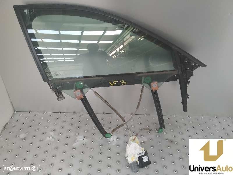ELEVADOR DE VIDRO FRONTAL DIREITO AUDI A3 2006 -8P0959802H - 8