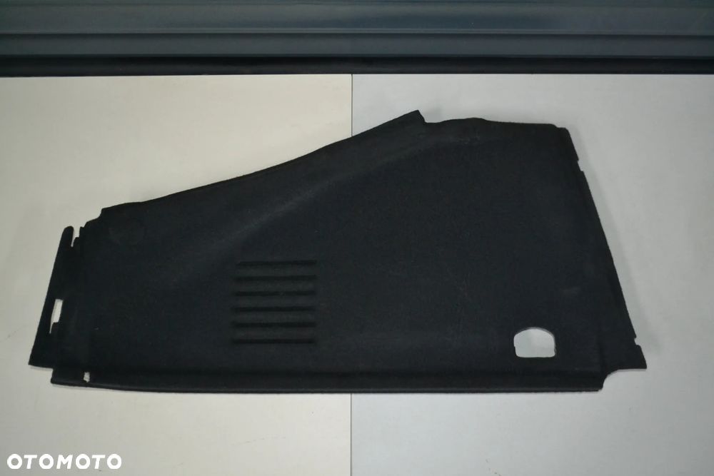 AUDI TT 8J COUPE BOCZEK TAPICERKA BAGAŻNIKA LEWA 8J8863879A - 1