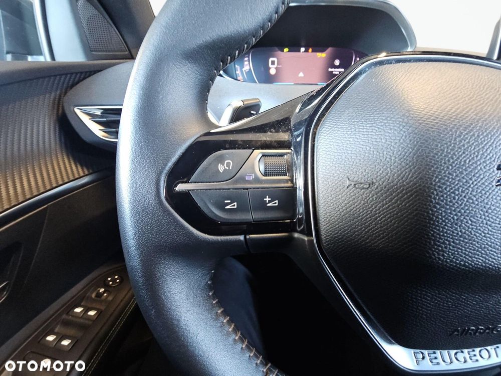 Peugeot 3008 - 18