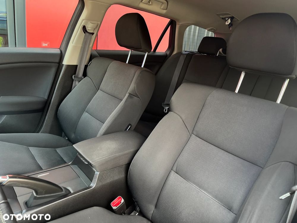Honda Accord 2.0 Executive - 23