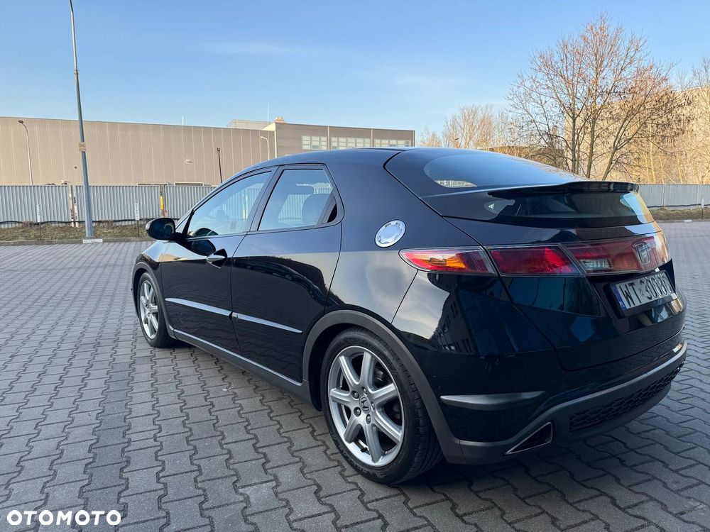 Honda Civic 1.8 Executive - 10