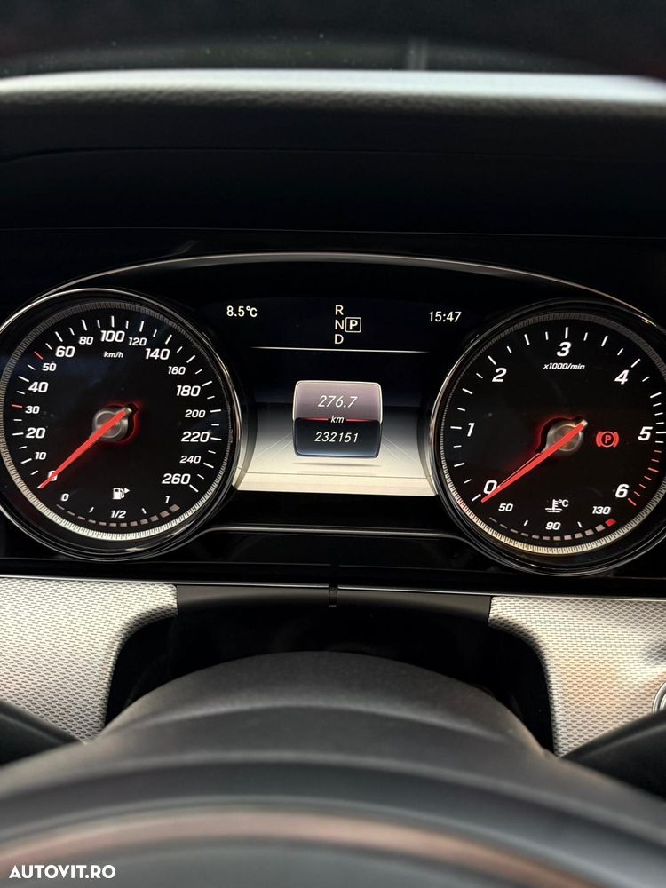 Mercedes-Benz E 220 d T-Modell Aut - 17