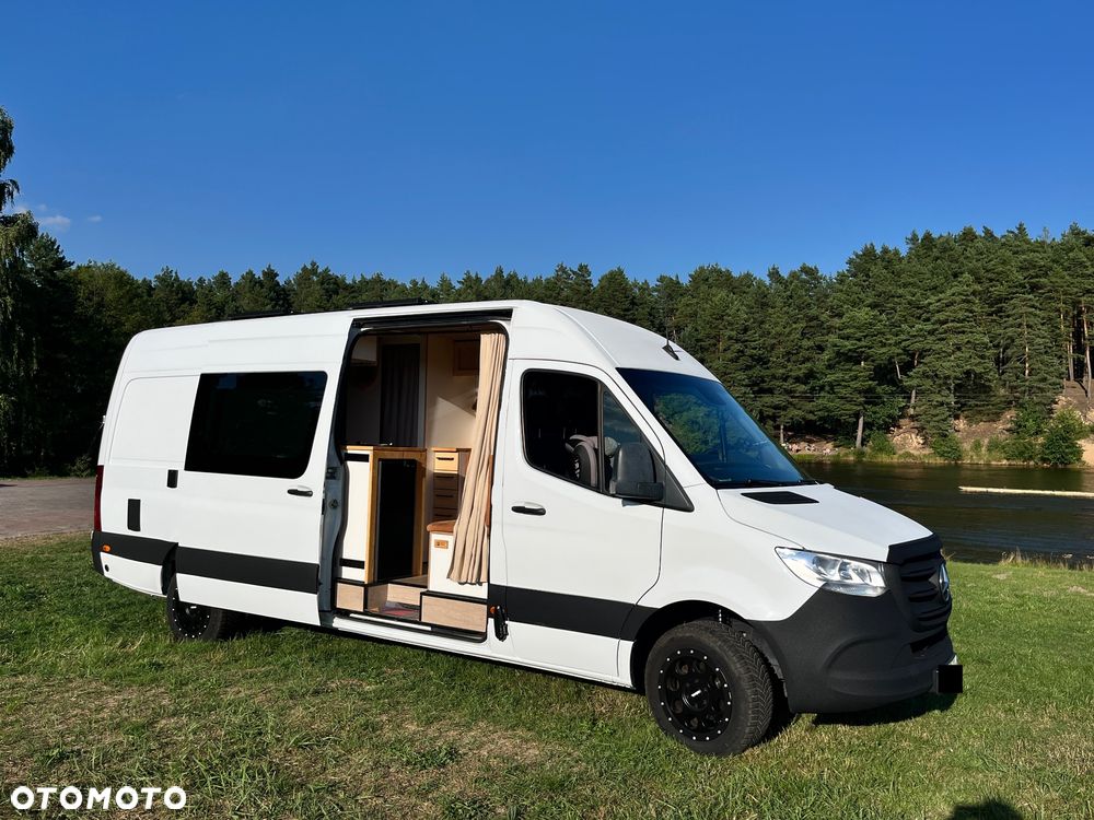 Mercedes-Benz Sprinter 907.235 - 28