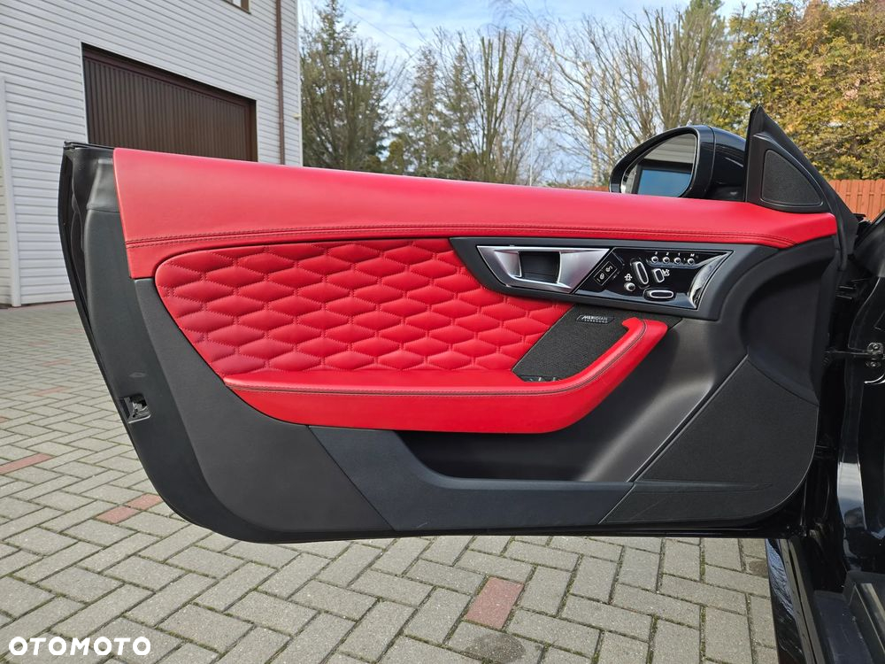 Jaguar F-Type Cabriolet AWD SVR - 25