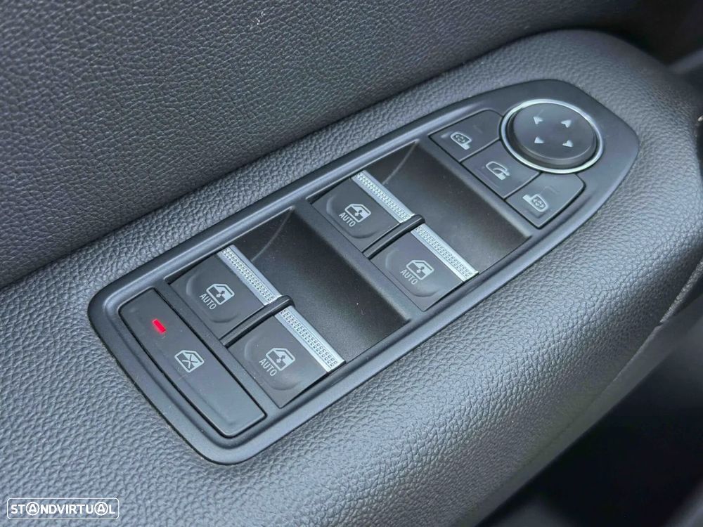 Renault Captur 1.0 TCe Exclusive - 34