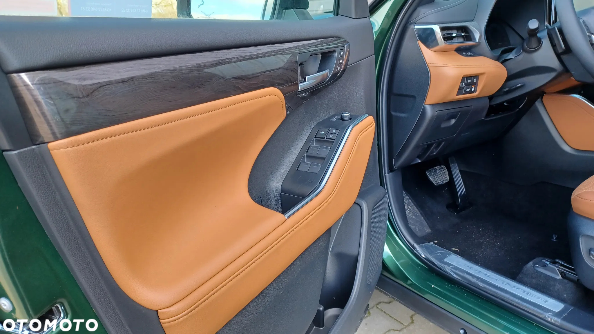 Toyota Highlander 2.5 Hybrid Executive - 10