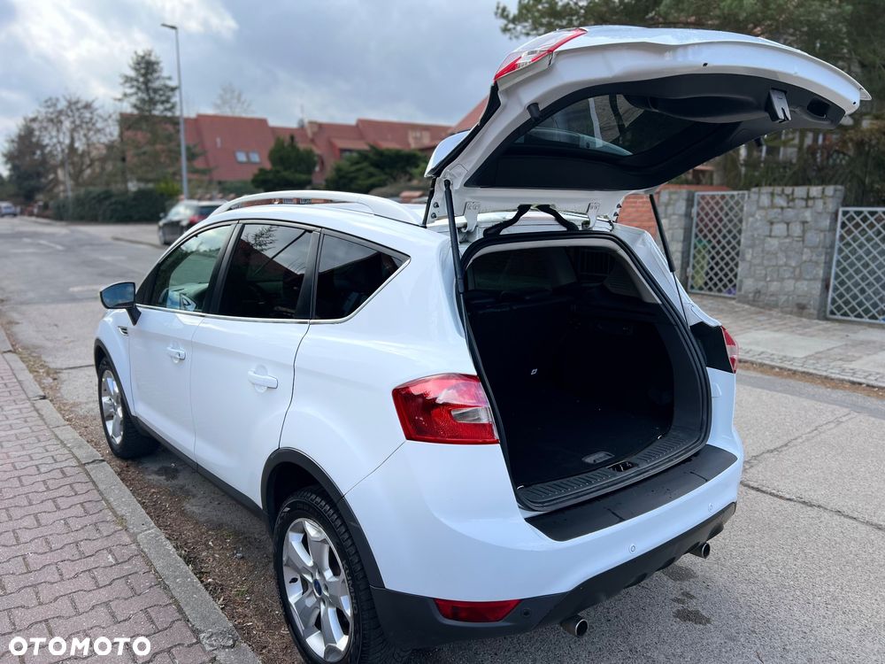 Ford Kuga 2.0 TDCi 4x4 Titanium - 14