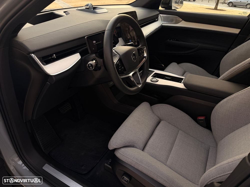 Volvo EX90 Twin Performance AWD Plus (7L) - 29