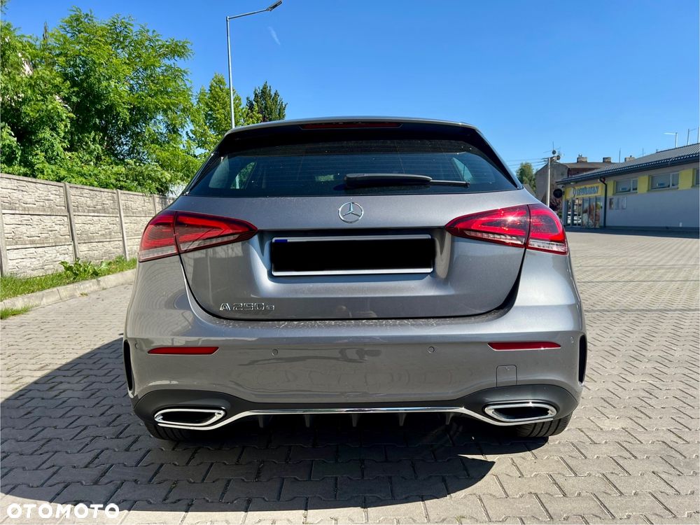 Mercedes-Benz Klasa A 250 e PHEV AMG Line 8G-DCT - 14