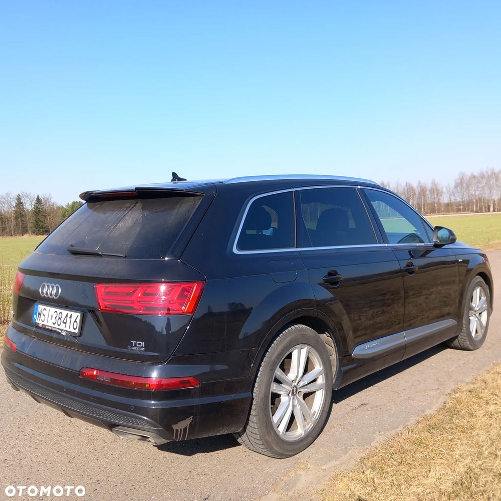 Audi Q7 - 6