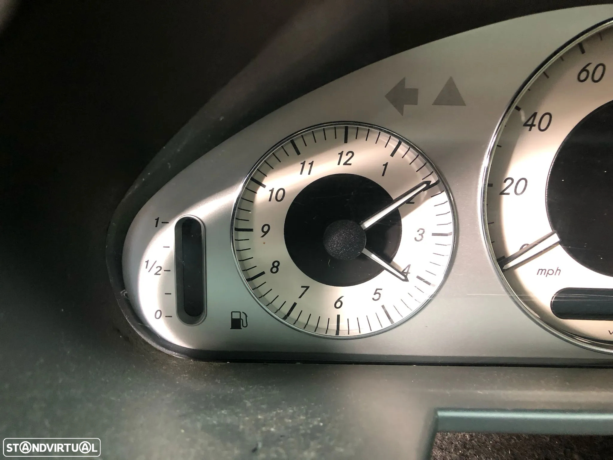 MERCEDES E W211 CDI QUADRANTE PAINEL INSTRUMENTOS - Q029 - 5