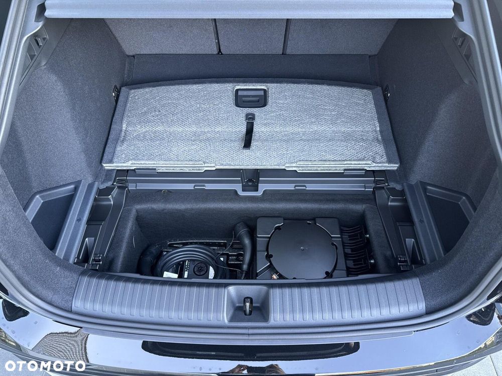 Audi Q6 e-tron - 25