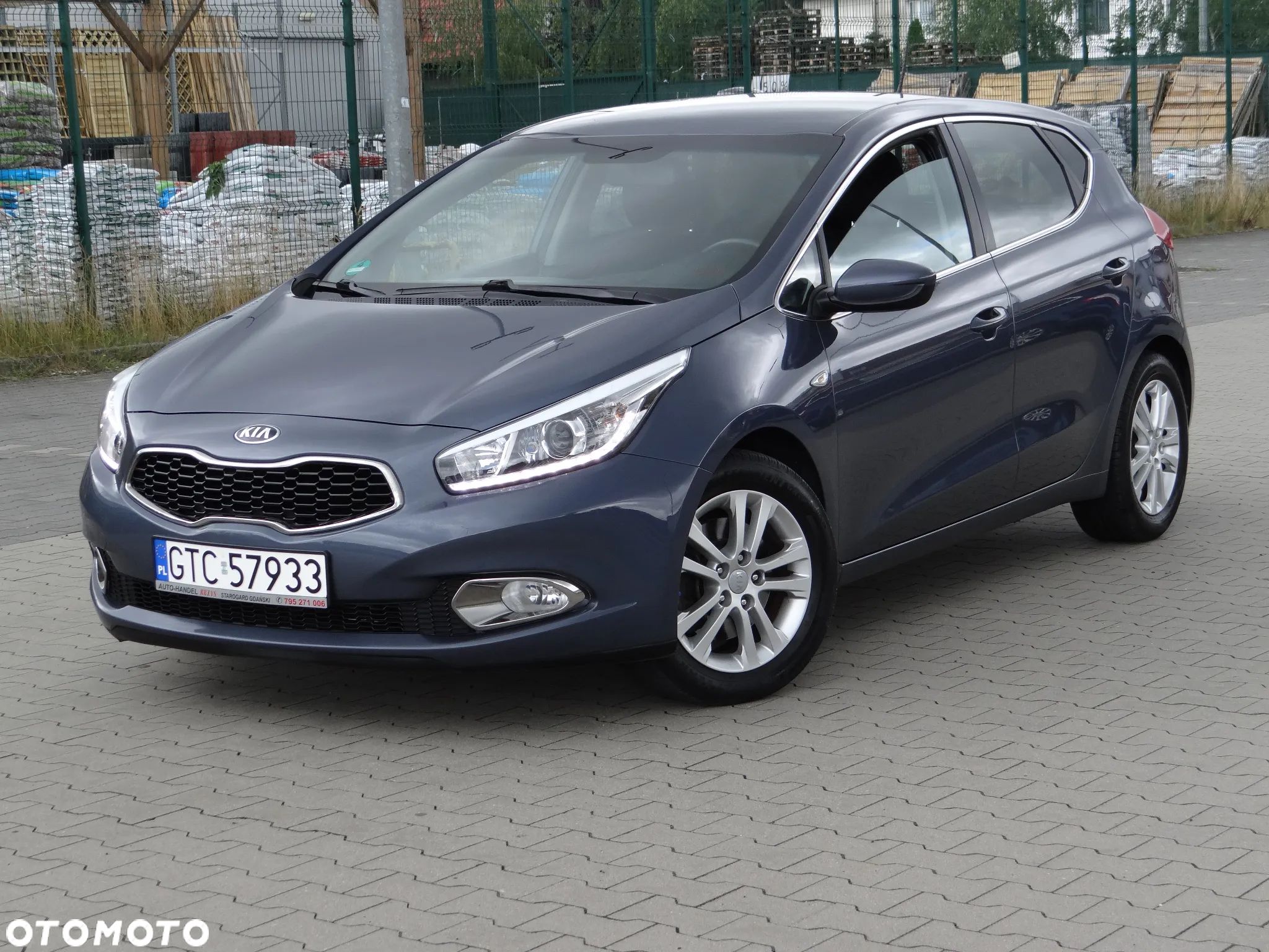 Kia Ceed - 1