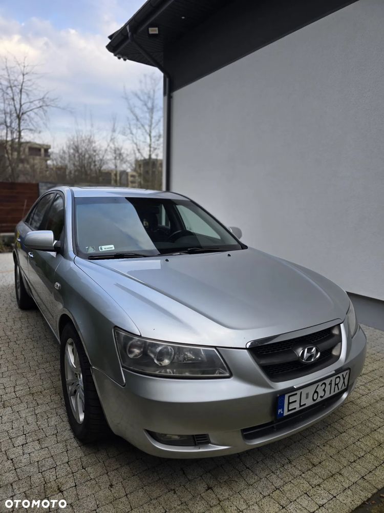 Hyundai Sonata 2.0 CRDi Executive - 2