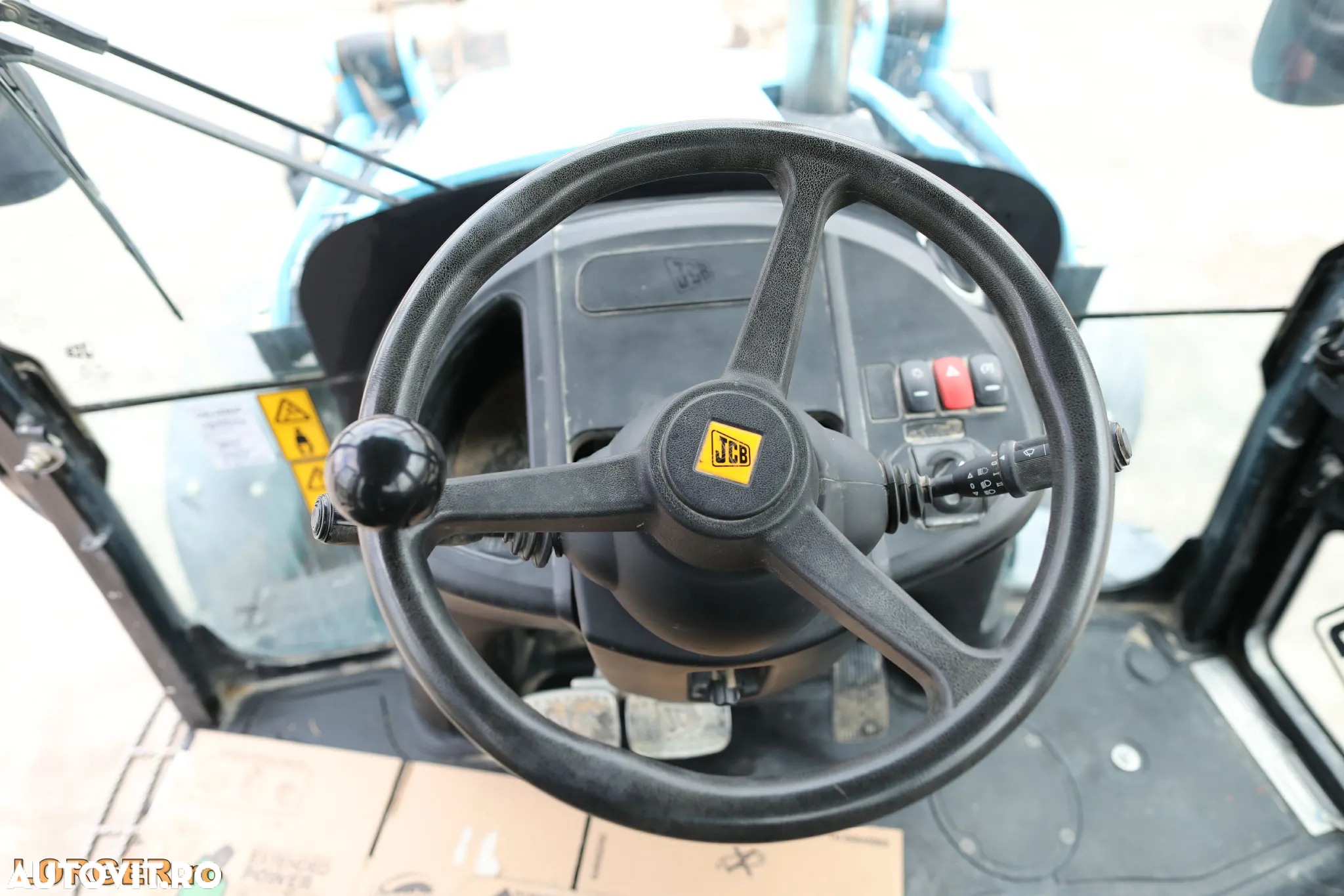JCB 3CX - 13