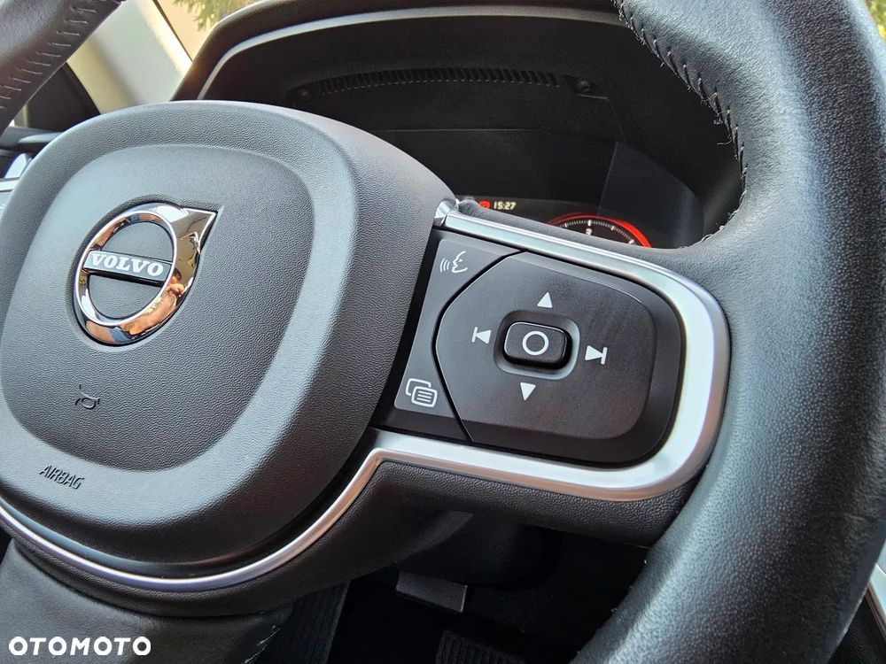 Volvo V60 D4 Geartronic - 24