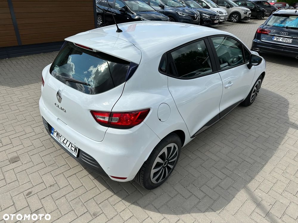 Renault Clio - 37