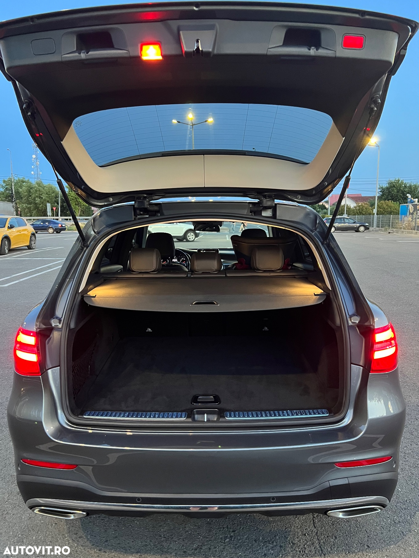 Mercedes-Benz GLC 250 4MATIC - 17