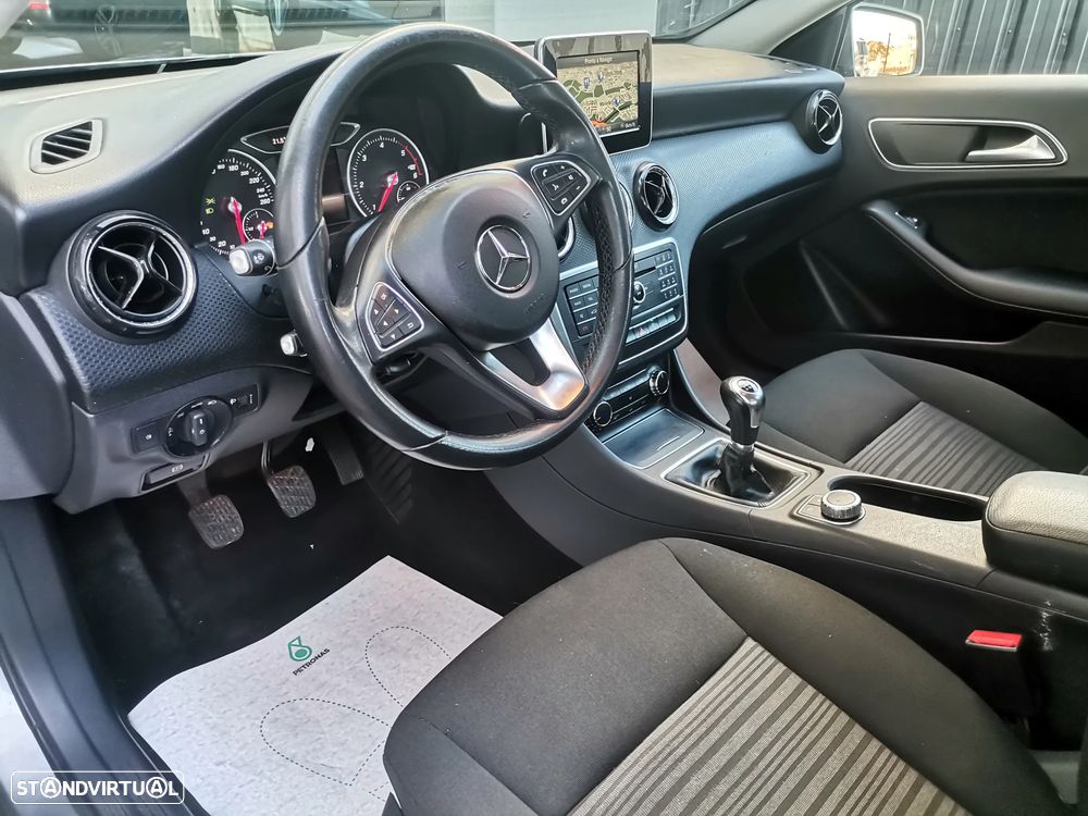 Mercedes-Benz A 180 - 5