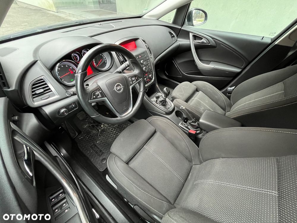 Opel Astra 1.6 Turbo Innovation - 5