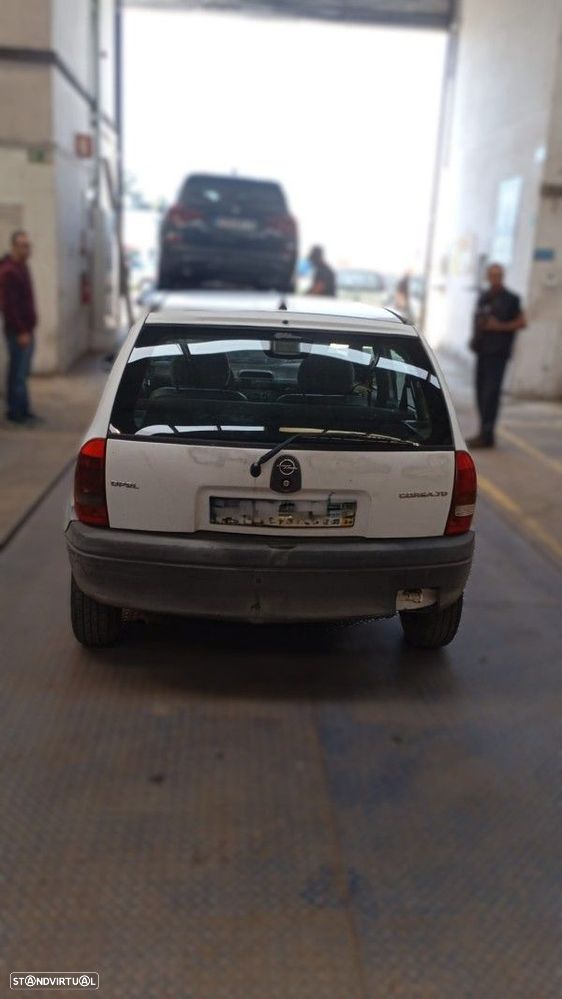 Para Peças Opel Corsa B (S93) - 1