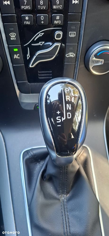 Volvo V40 Cross Country D2 Powershift Kinetic - 10