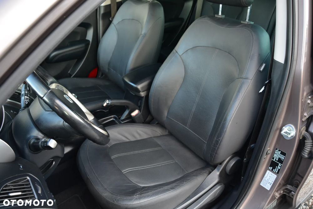Hyundai ix35 - 28