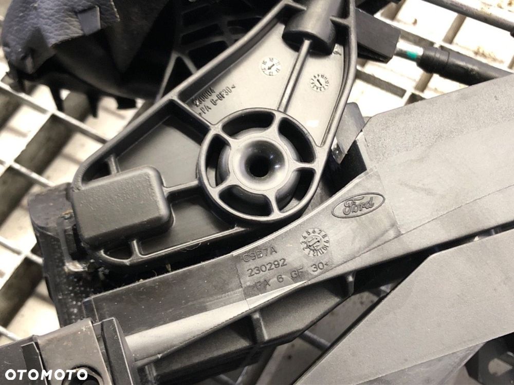 DŹWIGNIA ZMIANY BIEGÓW  FORD FIESTA VI (CB1, CCN) 2008 - 2022 1.0 EcoBoost 74 kW [100 KM] benzyna - 6