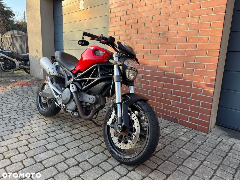 Ducati Monster - 8