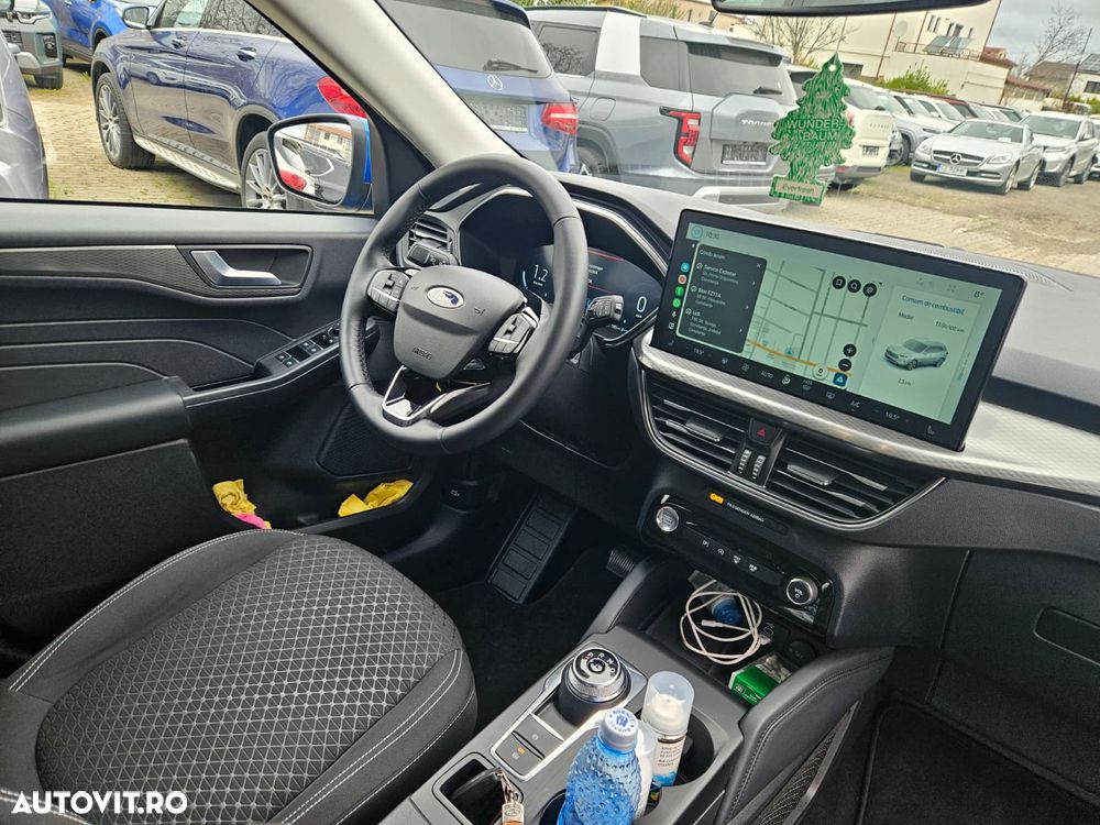 Ford Kuga 1.5 EcoBoost A8 FWD Titanium - 8