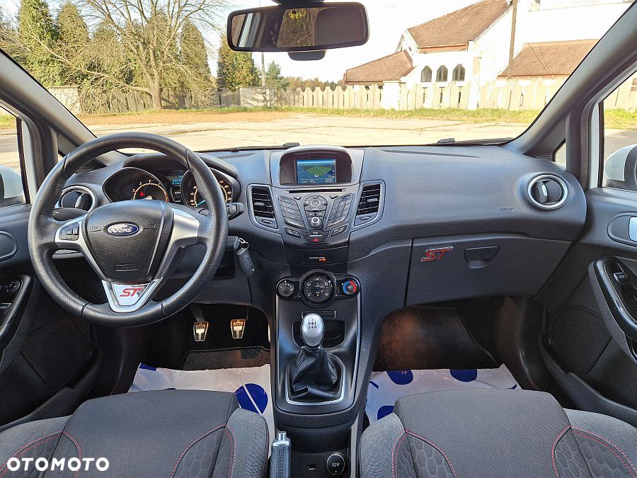 Ford Fiesta 1.0 EcoBoost S&S ST-LINE - 8
