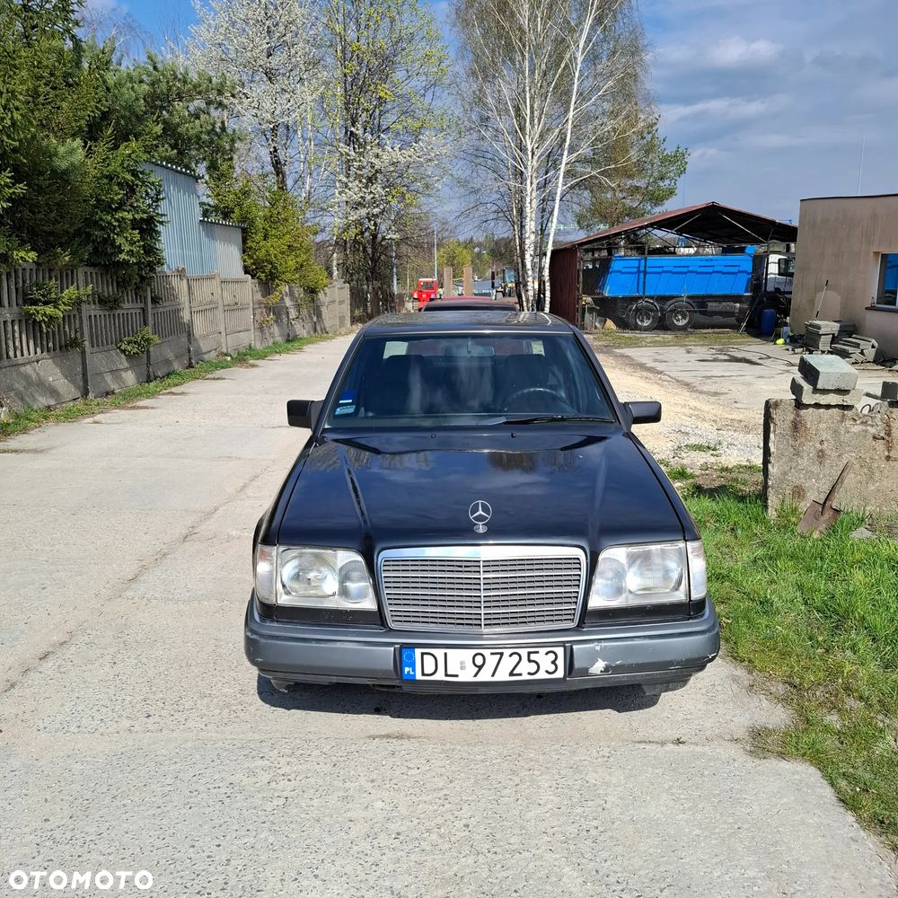 Mercedes-Benz Klasa E - 2