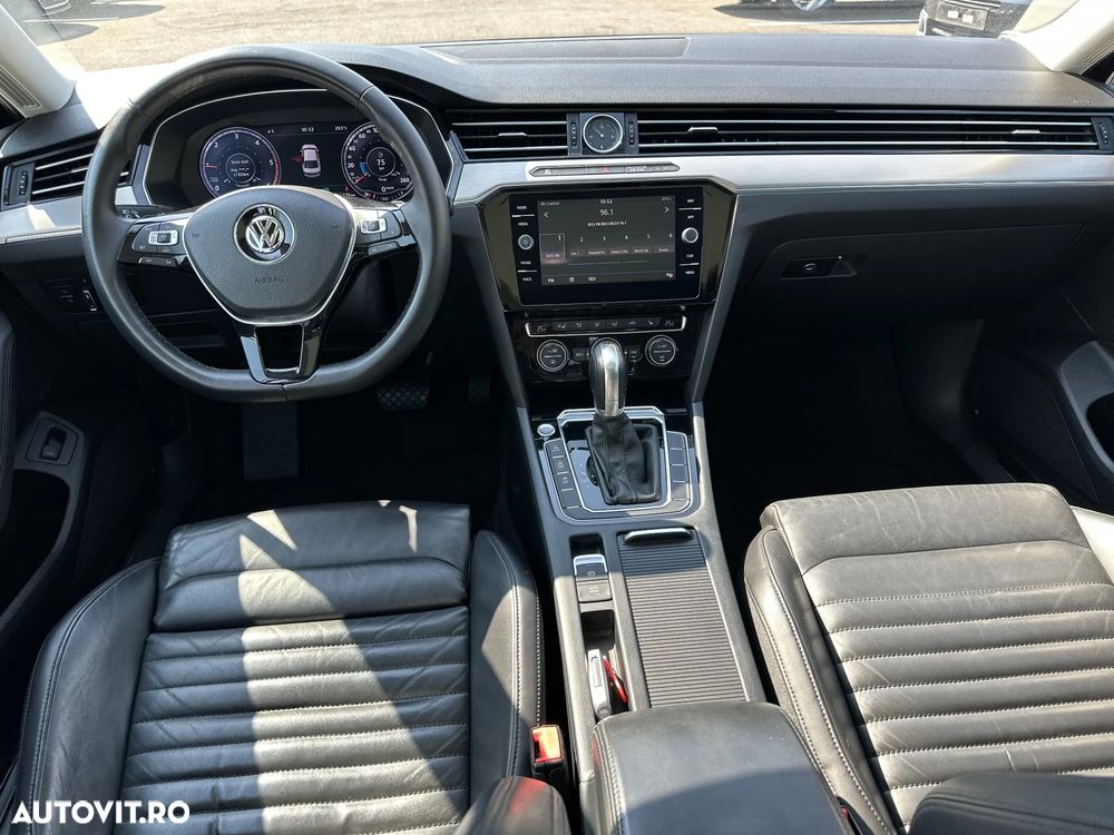 Volkswagen Passat 2.0 TDI DSG 4Motion Highline - 10