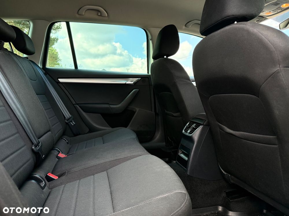 Skoda Octavia 2.0 TDI Style DSG - 19