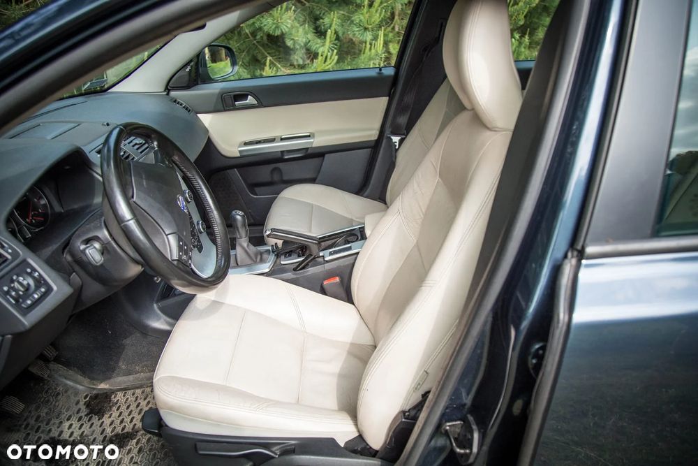 Volvo V50 D2 Momentum Start-Stop - 6